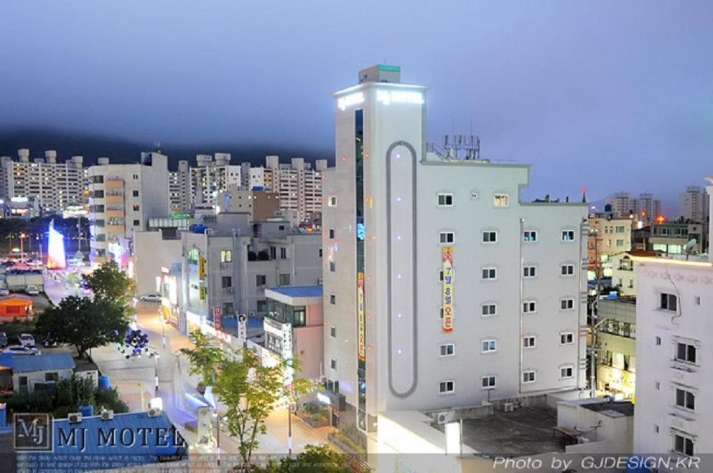 Yeosu Mj Motel Esterno foto
